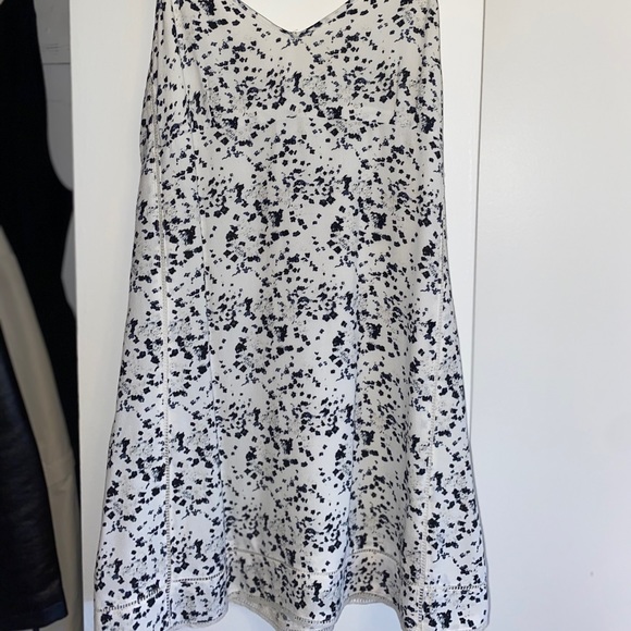 sunday best aritzia floral dress - Picture 1 of 3
